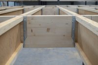 I JOIST 60 X 300 mm 13 M