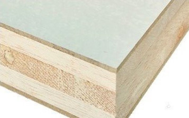 BLOKPLAAT TRIPEL KERN - TOP HDF MET GRUNDIERFOLIE 3050x2070x40MM  (450-480 KG/M³)